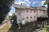 Hausrückseite - 6 Zimmer Mehrfamilienhaus, Wohnhaus in Morschen