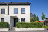 ö Front - 4 Zimmer Reihenendhaus zum Kaufen in Bellenberg