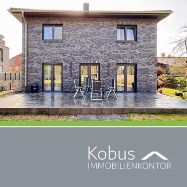 Titelbild - Neuwertiges Familienhaus in Uelzen - 6 Zimmer, bodentiefe Fenster & großes Eigentumsgrundstück