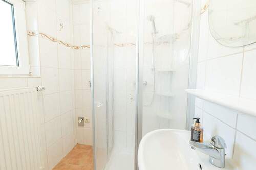 Badezimmer Erdgeschoss - 