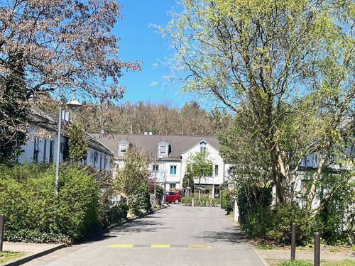 Blick in die Stichstraße - Reihenmittelhaus mit 132,00 m&sup2; in Schönfließ zum Kaufen