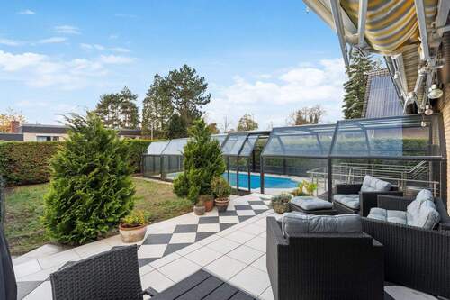 Blick in den Garten - 5 Zimmer Einfamilienhaus in Berlin