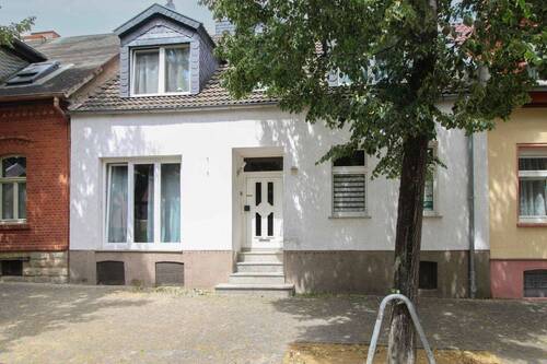 Hausansicht - MFH mit 3 Einheiten und Top-Potenzial in Citylage zur flexiblen Nutzung
