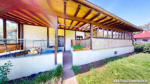 Terrasse und Wintergarten - 