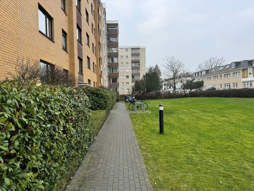 Zuwegung (Rückwertig) - 