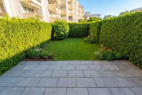 Eigener Garten - Familienfreundliche, helle und ruhige 3-Zi.-Gartenwohnung in Weilheim!