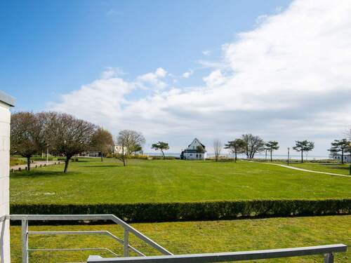 Aussicht von Terrasse - 2 Zimmer Etagenwohnung in Grömitz
