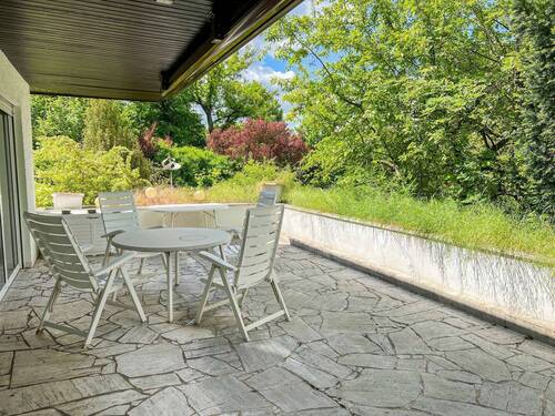 Großzügige Terrasse - 