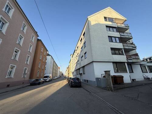 Außenansicht - 1 Zimmer Etagenwohnung zum Kaufen in Neu-Ulm