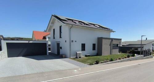 Hauseingang - 5 Zimmer Einfamilienhaus in Bingen