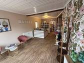 Ladenfläche Nr. 2 - Hundesalon
- 