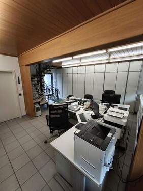 EG - Büro in Erftstadt