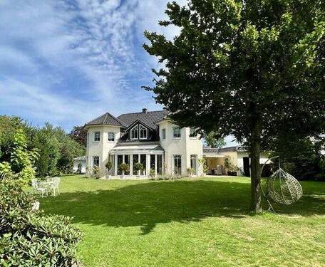 Bild 1 - Repräsentatives Einfamilienhaus mit Seelage - Luxus, Komfort und Stil in der Metropolregion Bremen