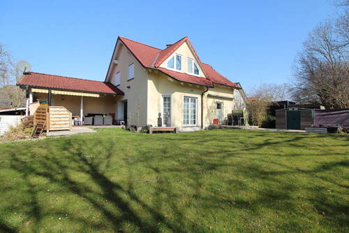 Außenansicht - 3 Zimmer Einfamilienhaus zum Kaufen in Unna