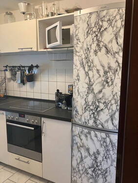 Einbauküche mit Kühlschrank - 