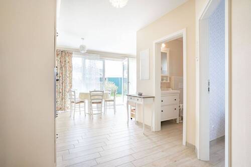 Wohnraum mit Essbereich - 2 Zimmer Etagenwohnung zum Kaufen in Graal-Müritz