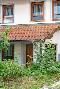 Eingang - 6 Zimmer Mehrfamilienhaus, Wohnhaus in Pfullendorf / Aach-Linz