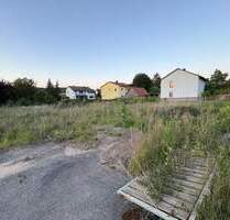 Raum für neue Wohnideen: Großzügiges Baugrundstück mit vielseitigem Entwicklungspotenzial in Pölling - Neumarkt in der Oberpfalz