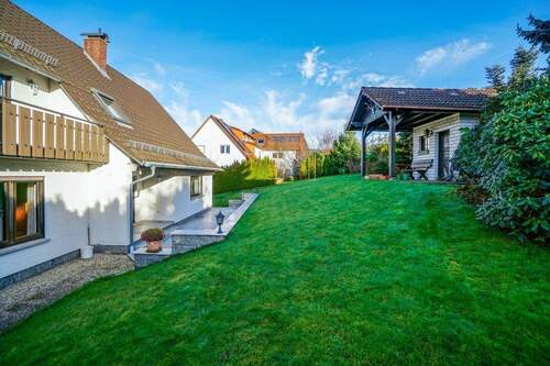 Haus, Garten und Gartenhaus - 7 Zimmer Einfamilienhaus zum Kaufen in Rimbach
