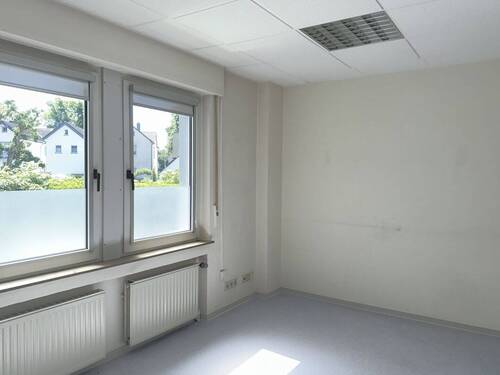 Behandlungszimmer Erdgeschoss - 