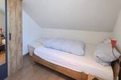 Schlafzimmer 2 - Etagenwohnung mit 62,00 m&sup2; in Renningen-Malmsheim zur Miete