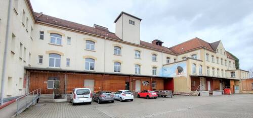 Hausansicht - Attraktives, provisions- und umsatzsteuerfreies Angebot in Freital!