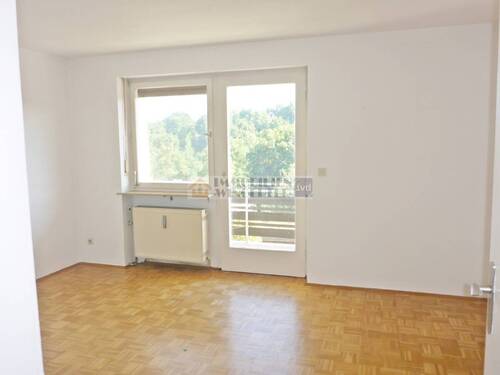 Ansicht - Mehrfamilienhaus, Wohnhaus mit 247,00 m² in Lappersdorf zum Kaufen