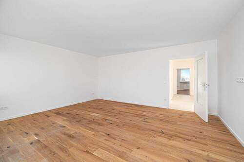 WZ1 - 4 Zimmer Etagenwohnung zum Kaufen in Germering