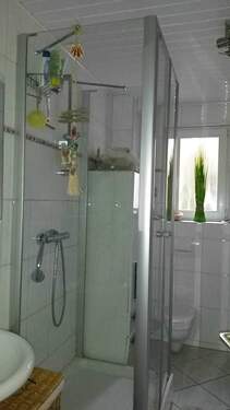 Modernes Duschvergnügen - 