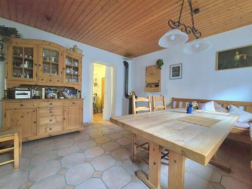 Esszimmer - 4 Zimmer Mehrfamilienhaus, Wohnhaus zum Kaufen in Neunkirchen