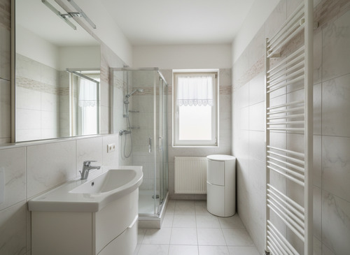 Tageslichtbad mit Dusche - Erdgeschoss - 