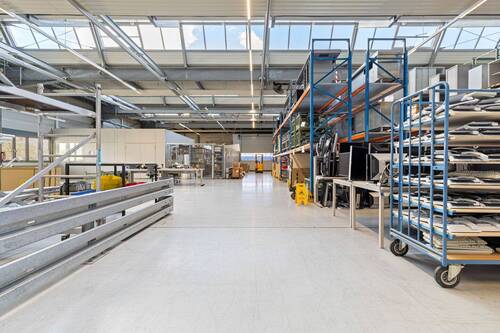 Lager / Produktion - 
