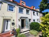 Objektansicht - Reihenmittelhaus mit Garten in Lübeck-St. Gertrud (Marli)
