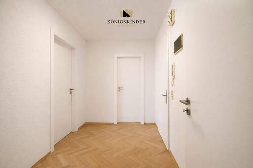 Flur - Etagenwohnung mit 50,00 m&sup2; in Ditzingen zum Kaufen