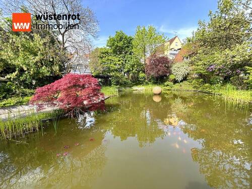 Teichanlage im Innenhof - hier sitzt man gerne - 