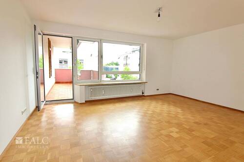 Wohnzimmer - 3 Zimmer Etagenwohnung zum Kaufen in Germering