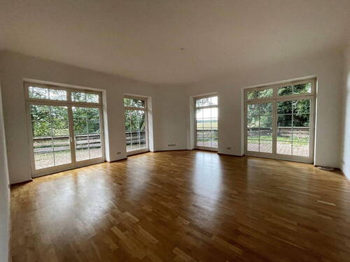Wohnzimmer - Etagenwohnung mit 124,90 m² in Neustadt a.Rbge. zur Miete