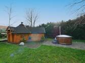 Saunakota und Hottube - 