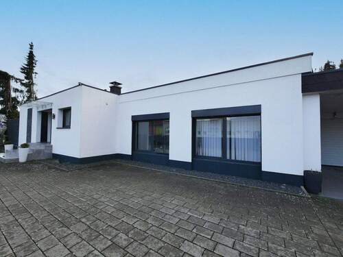 Aussenansicht - 5 Zimmer Einfamilienhaus zum Kaufen in Paderborn