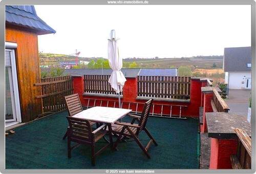 Terrasse OG - +++ Ein Haus im mediterranen Stil in Nierstein+++