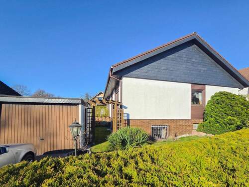 Straßenansicht - 5 Zimmer Einfamilienhaus zum Kaufen in Hennef / Uckerath