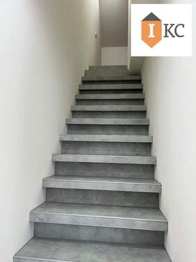 Treppe zum DG - 