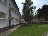 Hausansicht - 2 Zimmer Etagenwohnung zur Miete in Chemnitz
