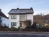 Ansicht - 6 Zimmer Mehrfamilienhaus, Wohnhaus zum Kaufen in Arnsberg / Müschede