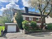 Straßenansicht - 1 Zimmer Mehrfamilienhaus, Wohnhaus zum Kaufen in Sankt Augustin