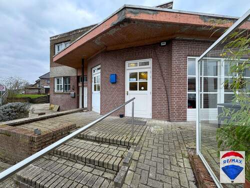 Außenansicht - 5 Zimmer Mehrfamilienhaus, Wohnhaus zum Kaufen in Kalkar