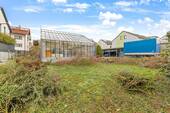 Blick vom hinteren Bereich - Mehrfamilienhaus, Wohnhaus mit 150,00 m² in Karlsruhe / Palmbach zum Kaufen