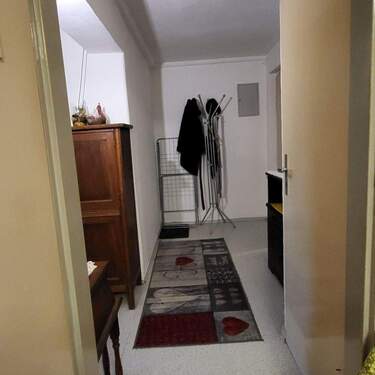 Flur/ EIngangsbereich - 1 Zimmer Etagenwohnung in Fürth