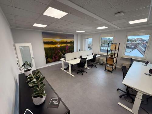 Möbliertes, modernes Büro - Moderne, möblierte Bürofläche direkt an der S-Bahn Moosach