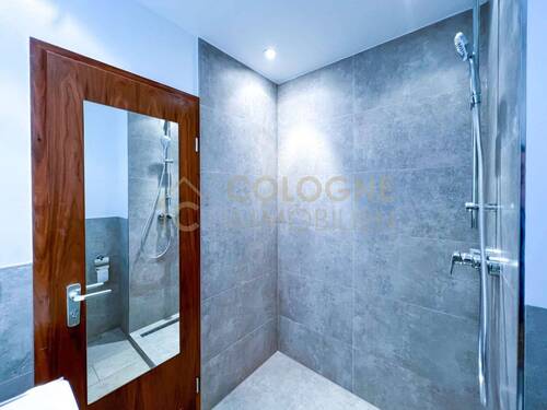 Modernes Badezimmer - 